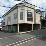 ※北西角地 ※現状古家付(現況渡し)(外観) ※北西角地 ※現状古家付(現況渡し)(外観)