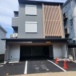 ★新築賃貸テナント・事務所【ハイライフコーポ西裏ⅢSouthBLD-202号室】●近鉄大久保駅徒歩5分・JR新田駅徒歩7分 ★安心の1階オートロックモニターシステム・防犯カメラ完備★高気密・高断熱・防音仕様〈更新は3年〉