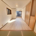 3階洋室9帖（タタミコーナーあり）(寝室)