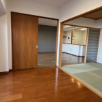 洋室5.8＋和室6(居間)