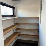 シューズクローゼット（ベビーカーやごフルバックなども収納できるゆったりサイズ）